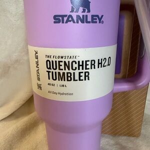 Stanley Quencher H2.0 Tumbler in Soft Purple